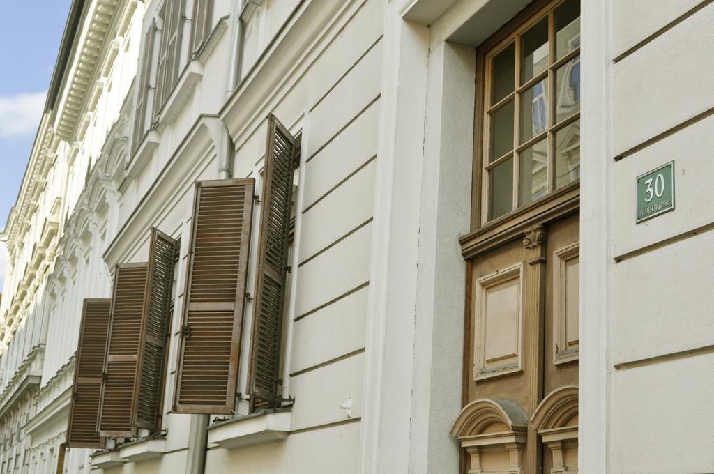 Apartment Mit Grossem Balkon Graz Exterior foto